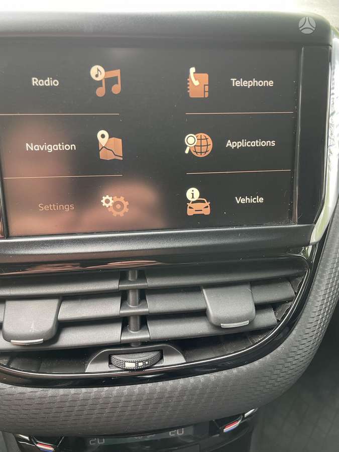 Peugeot 2008, 1.6 l., Универсал