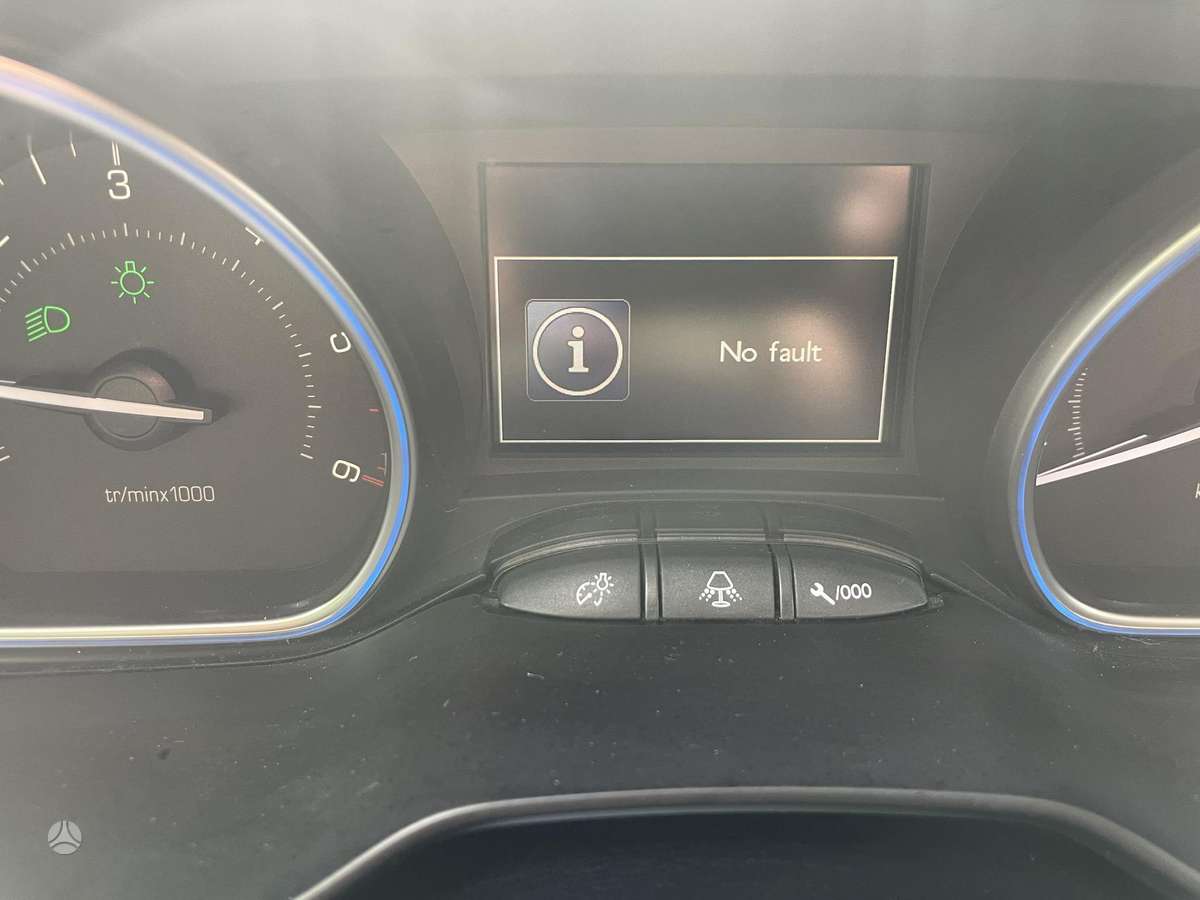 Peugeot 2008, 1.6 l., Универсал