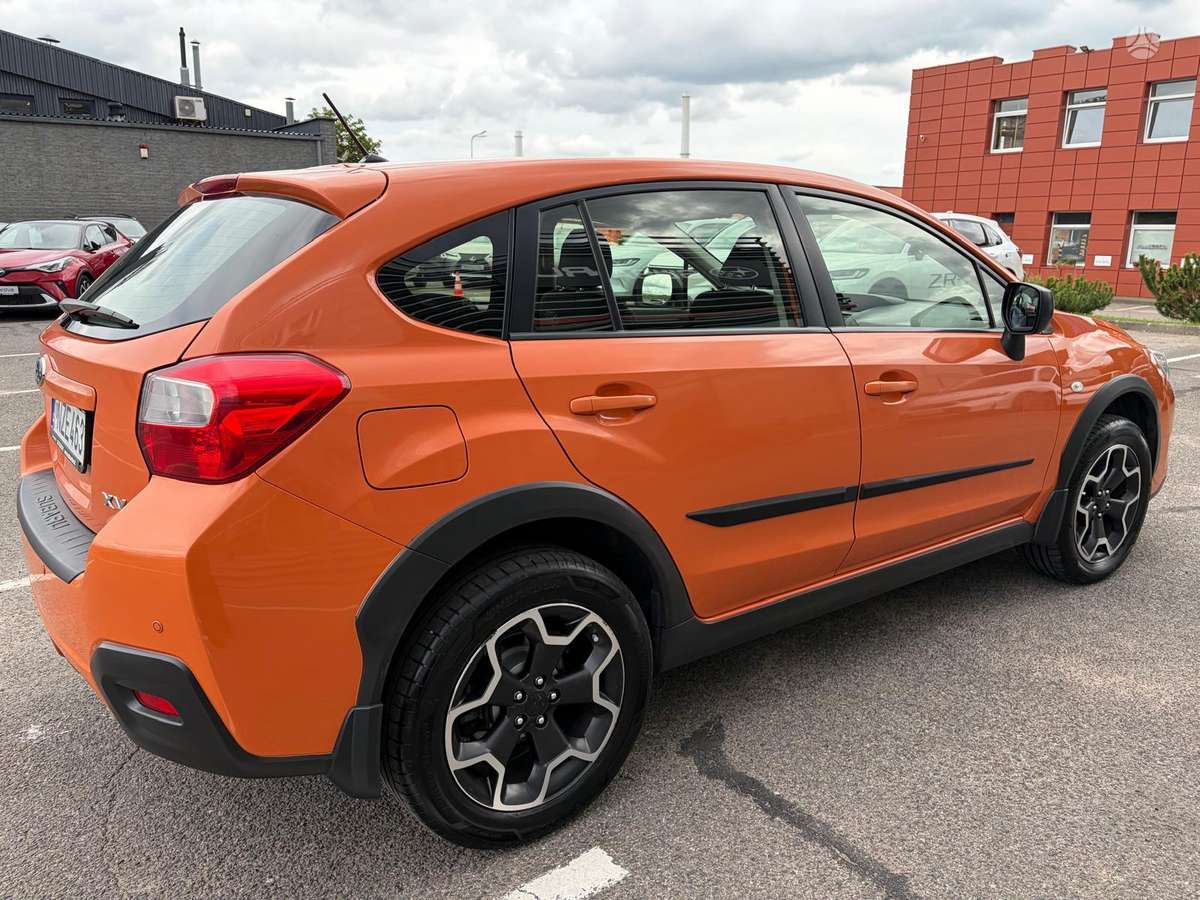Subaru XV, 2.0 l., Хэтчбек