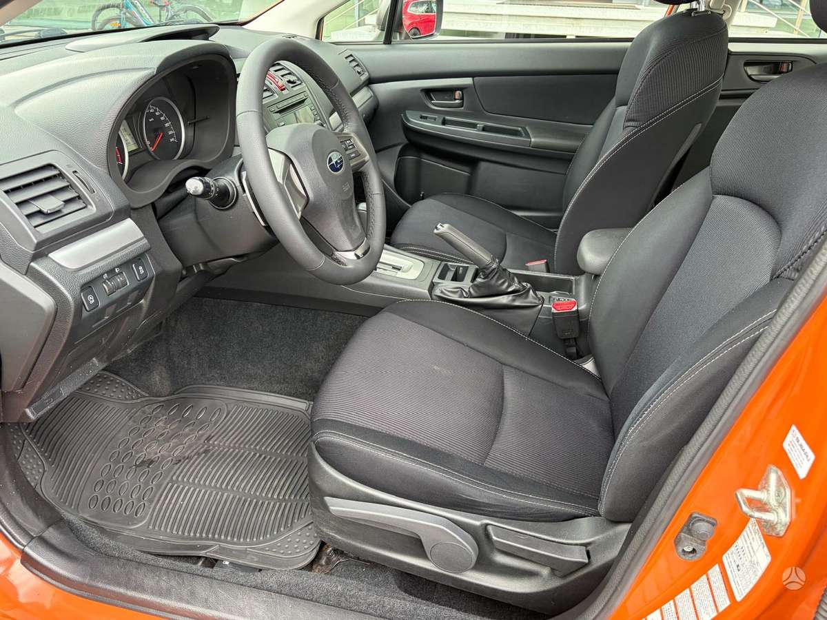 Subaru XV, 2.0 l., Хэтчбек