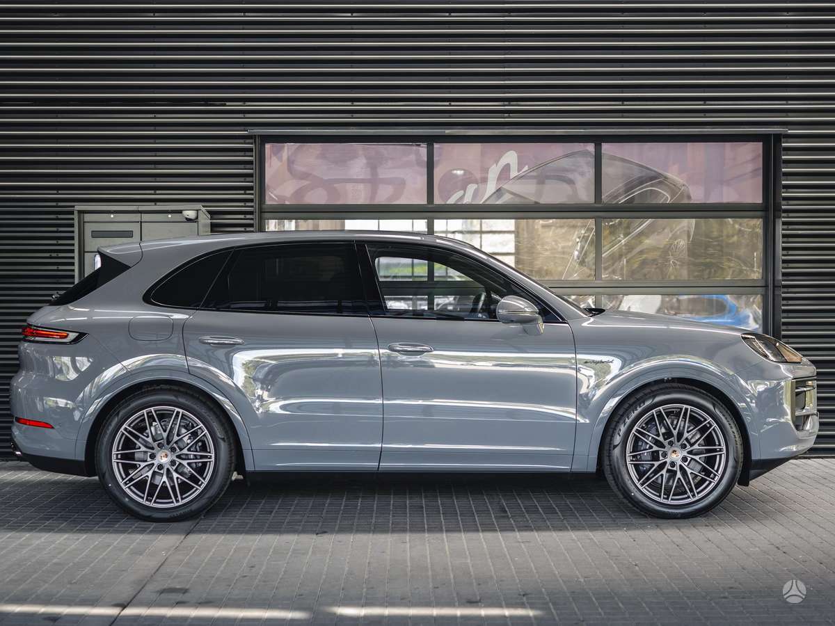 Porsche Cayenne - 6