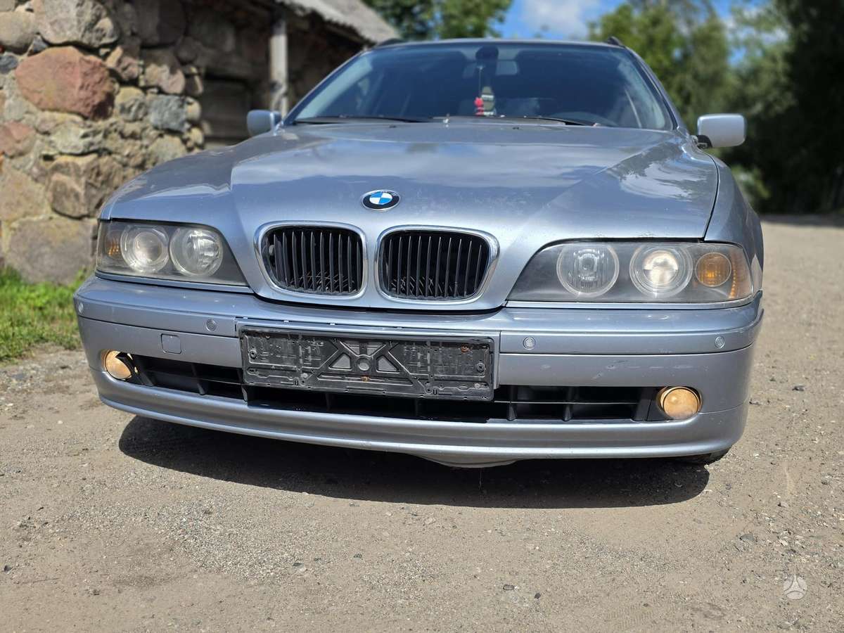 BMW 5 serija детали кузова