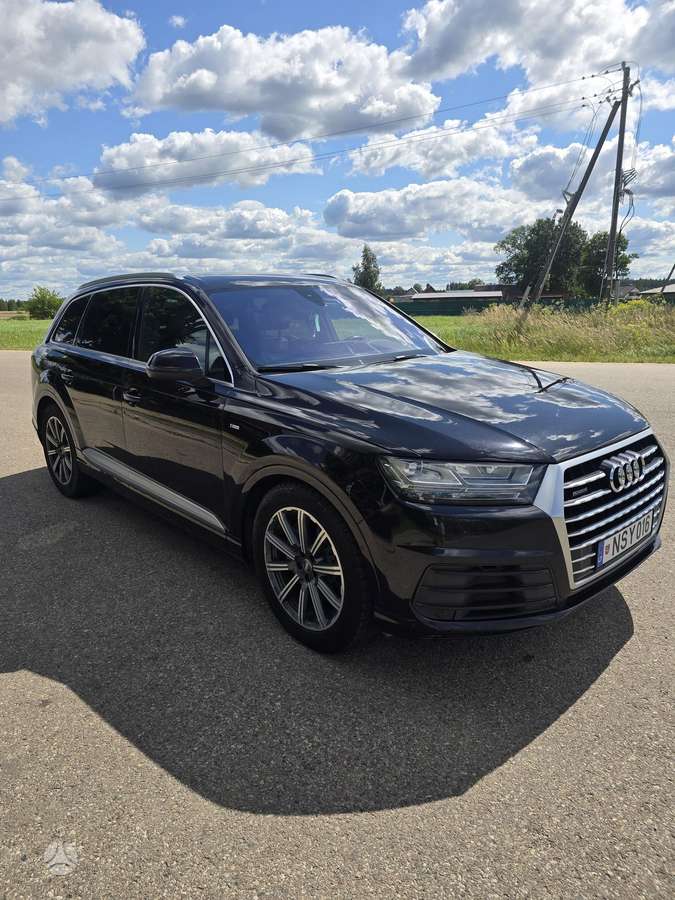 Audi Q7, off-road / crossover