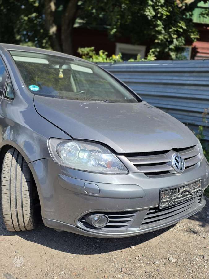 Volkswagen Golf Plus детали кузова