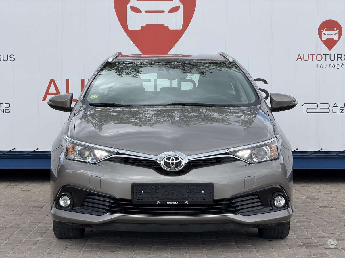 Toyota Auris, 1.6 l., Универсал