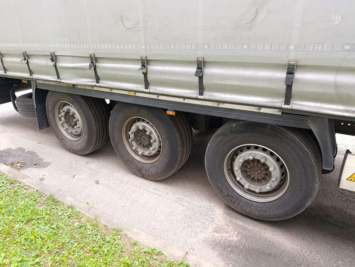 Krone, užuolaidinės / tentinės