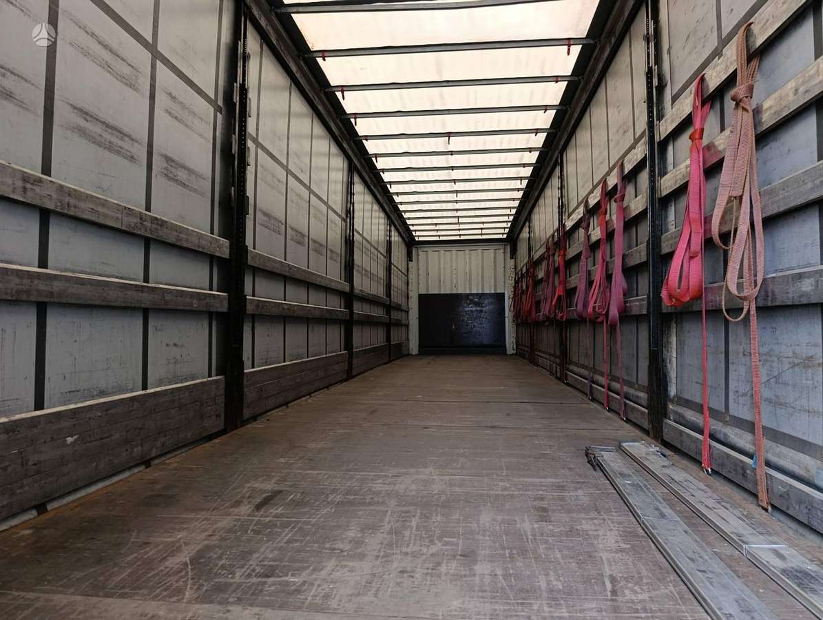 Krone, curtain / tarpaulin