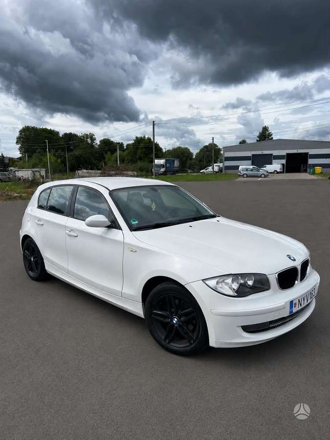 BMW 118, 2.0 l., Хэтчбек