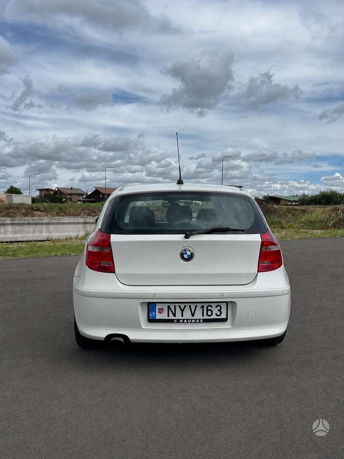 BMW 118, 2.0 l., Хэтчбек