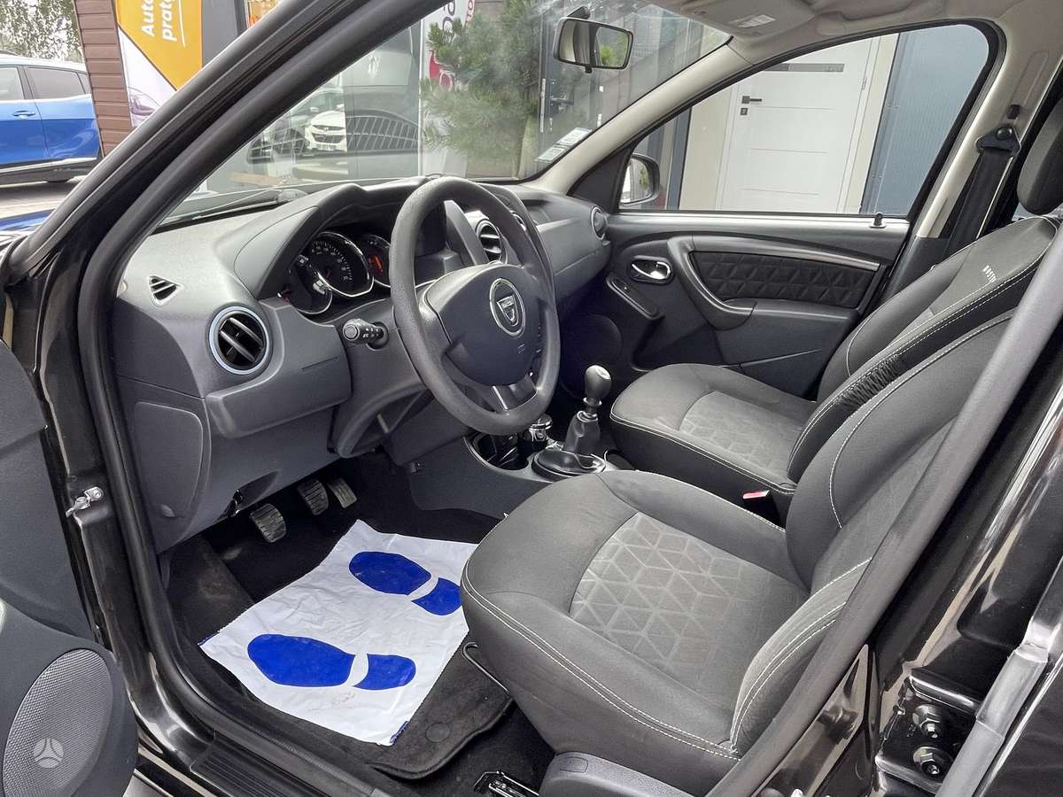 Dacia Duster, 1.2 l., off-road / crossover
