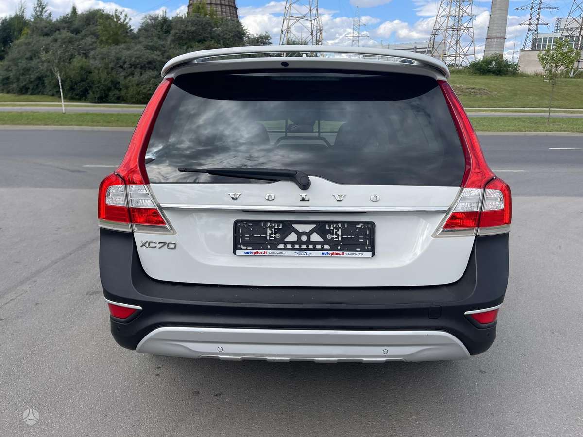 Volvo XC70, 2.0 l., Универсал