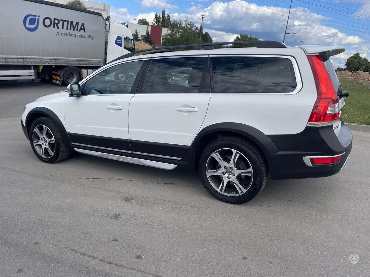 Volvo XC70, 2.0 l., Универсал