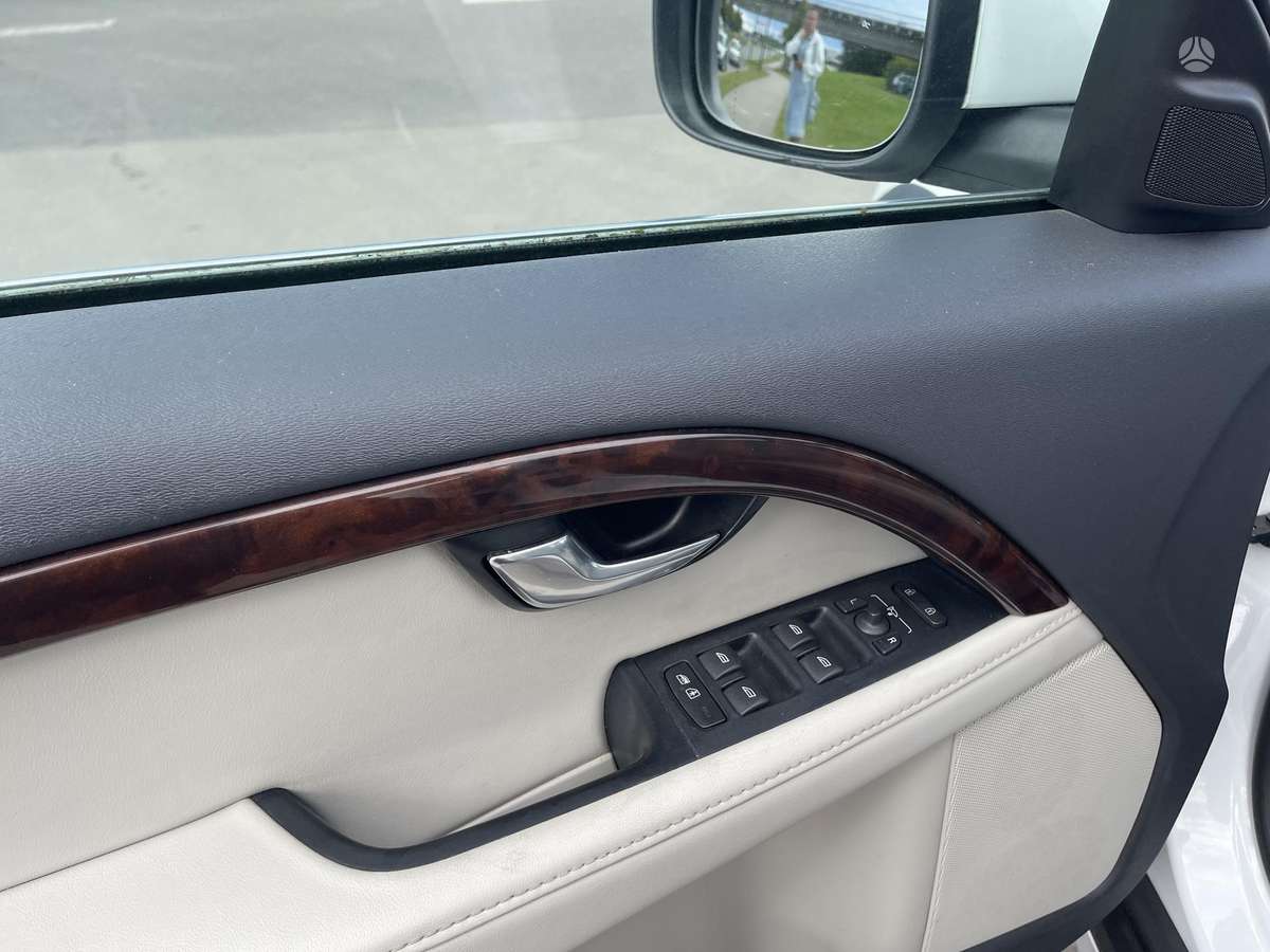 Volvo XC70, 2.0 l., Универсал