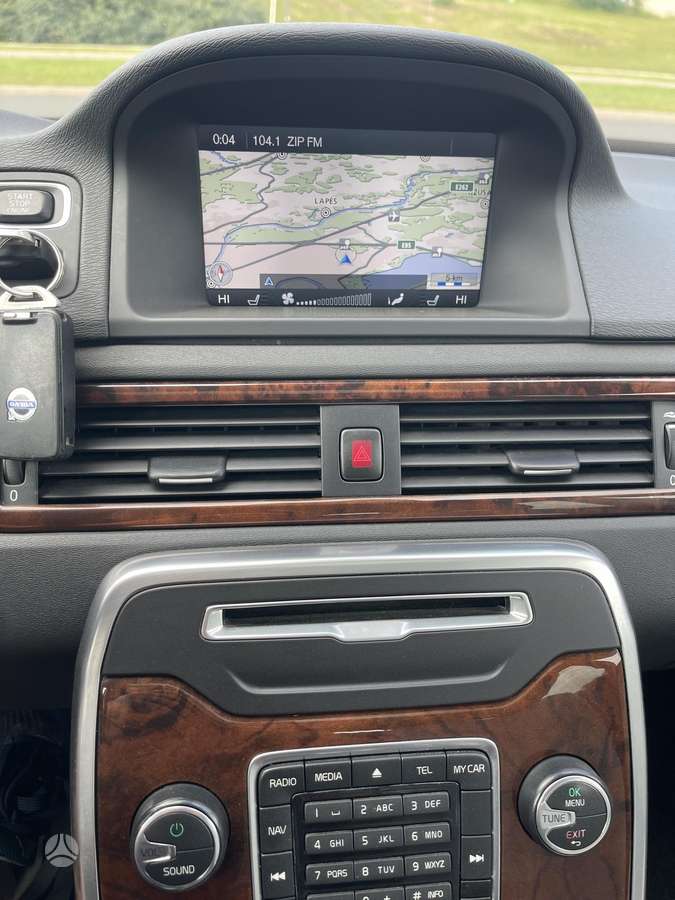 Volvo XC70, 2.0 l., Универсал