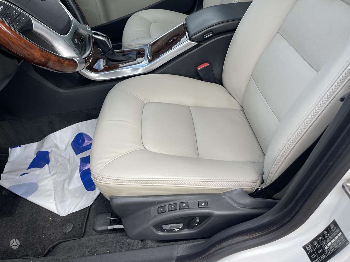 Volvo XC70, 2.0 l., Универсал
