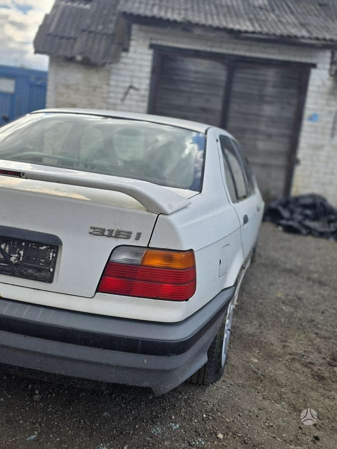 BMW 3 serija kėbulo dalys