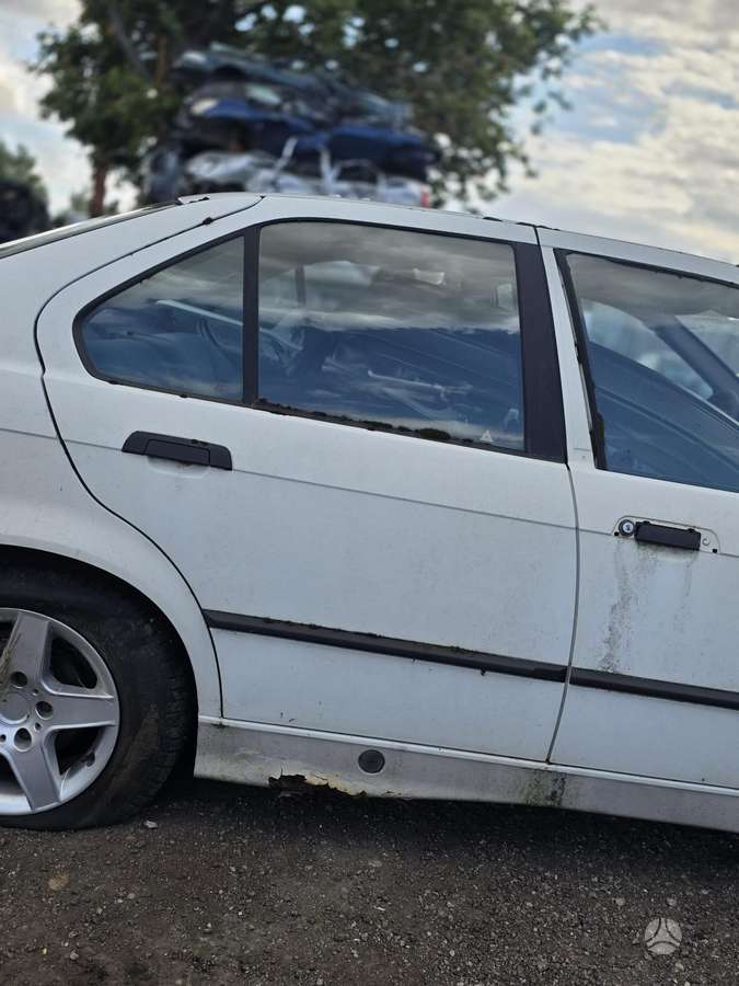 BMW 3 serija kėbulo dalys