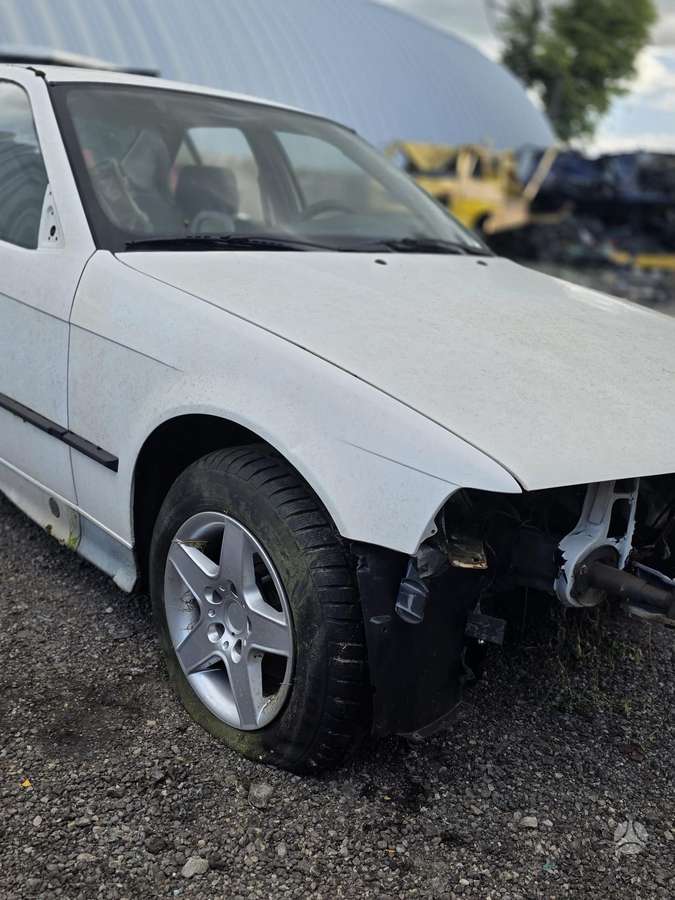 BMW 3 serija kėbulo dalys