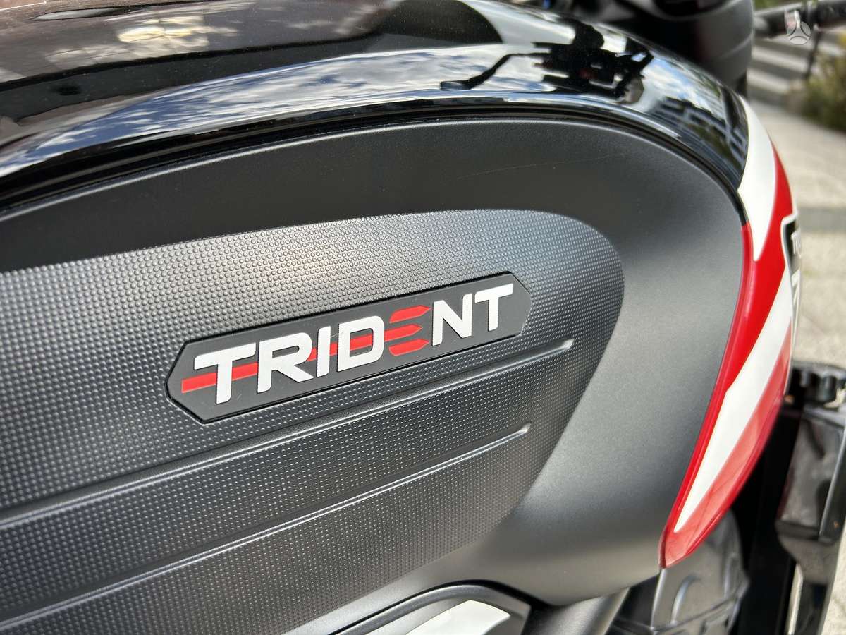 Triumph Trident 660cc, street / klasikiniai