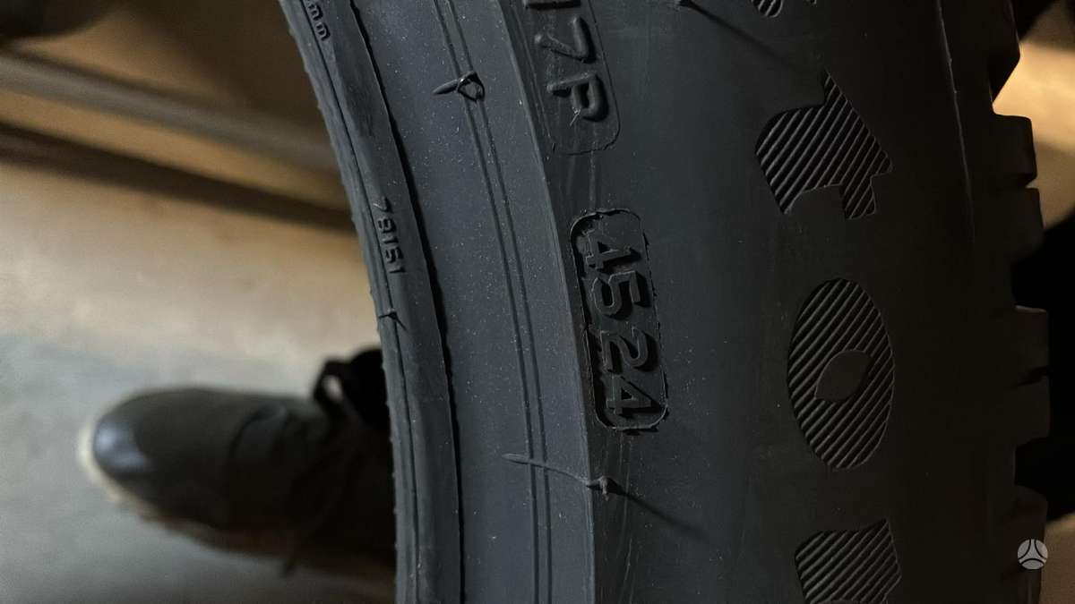 Firestone WinterHawk 4, winter 275/45 R20