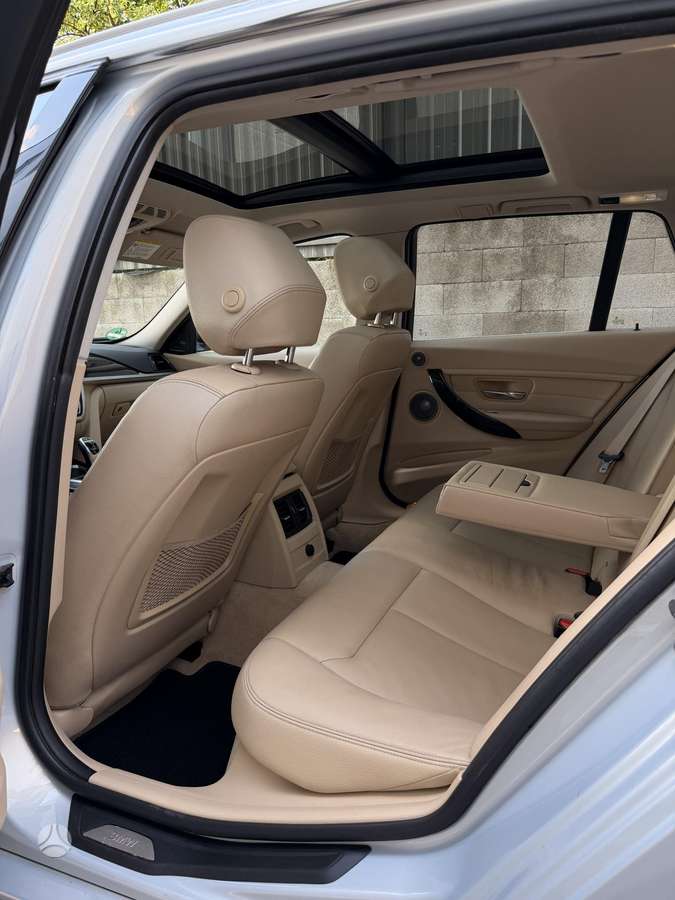 BMW 320, 2.0 l., wagon