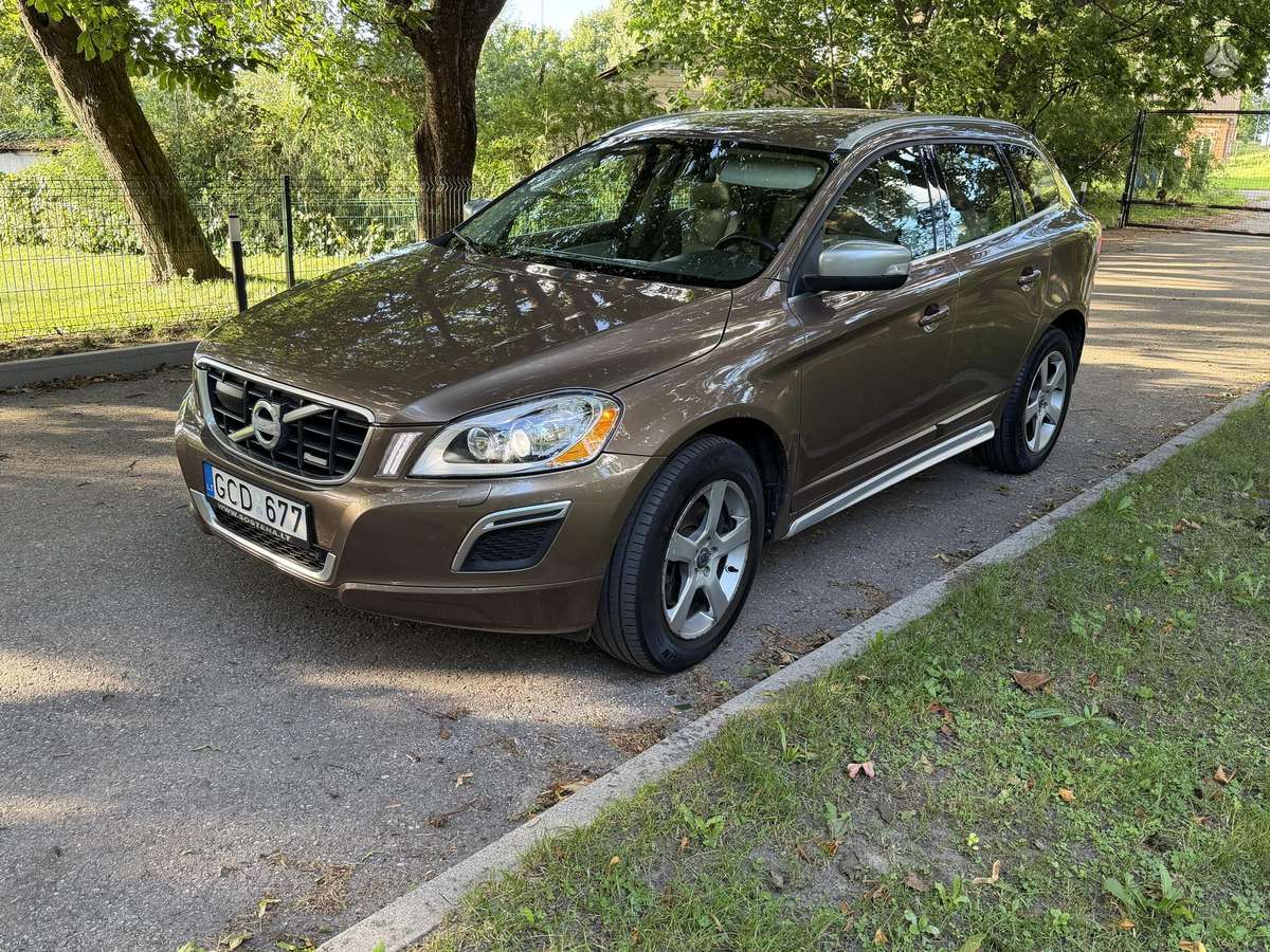 Volvo XC60 - 1