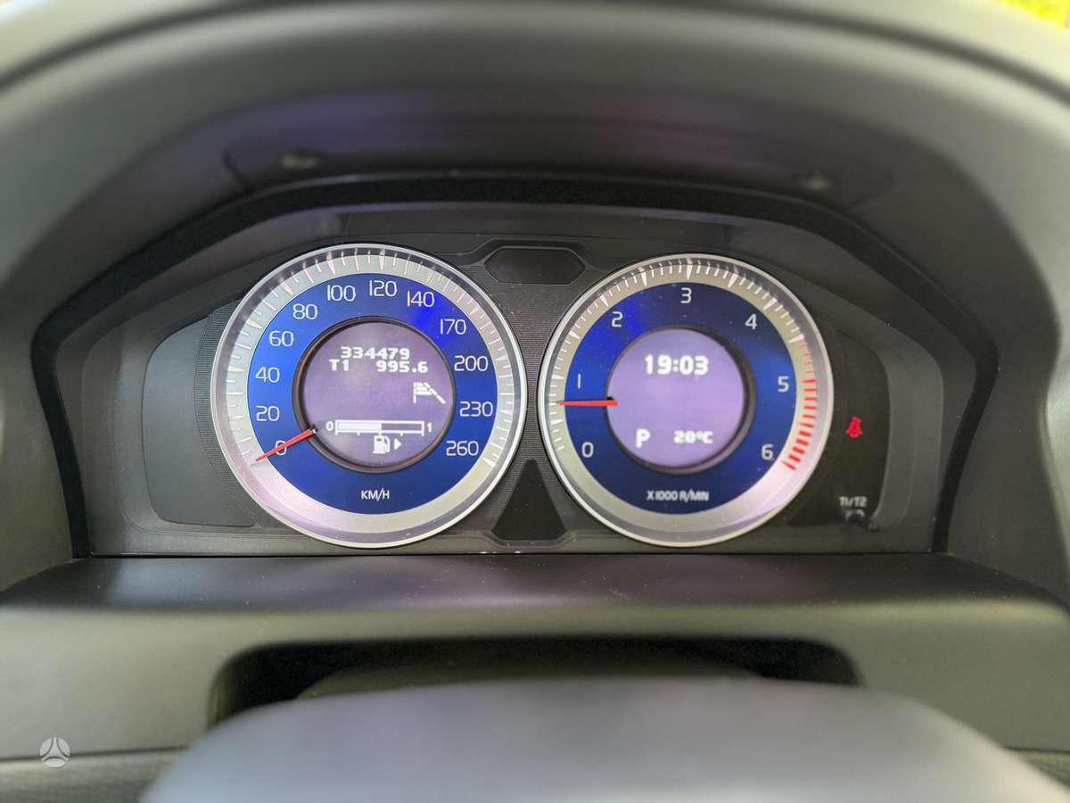 Volvo XC60 - 5