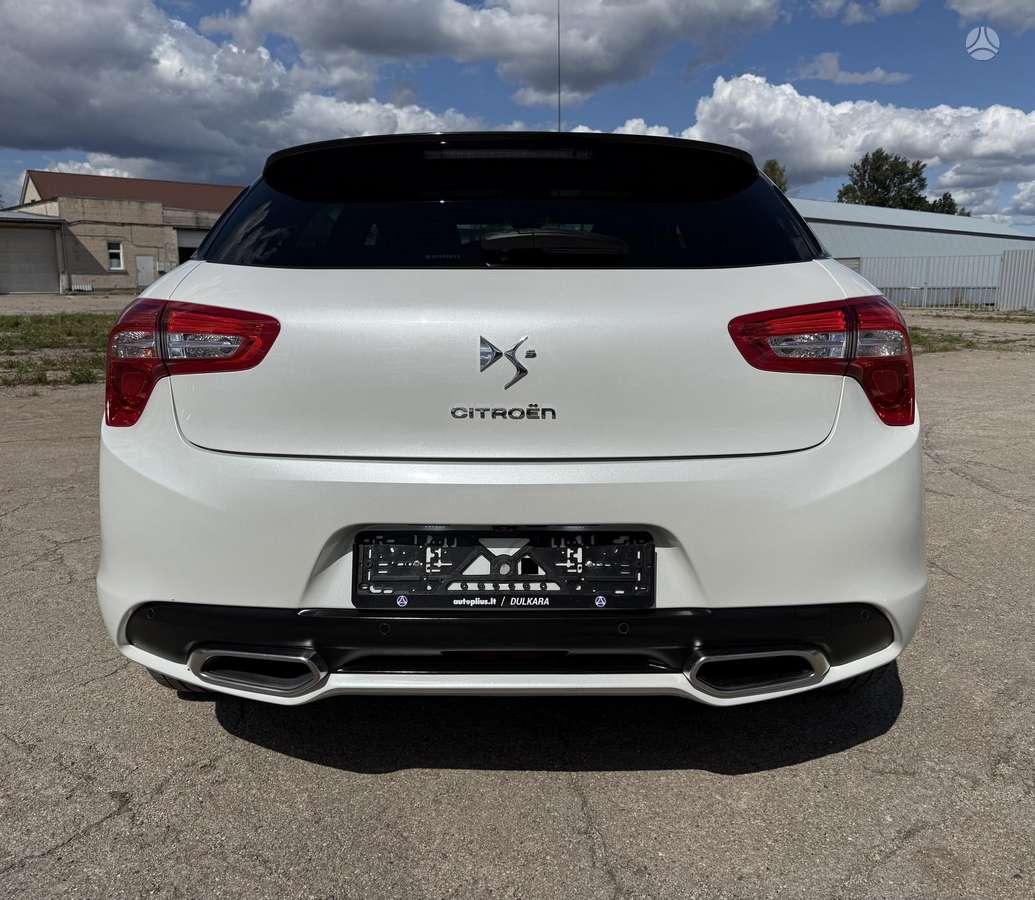 Citroen DS5, 2.0 l., hatchback