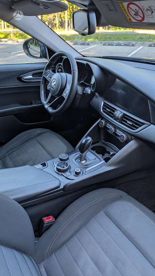 Alfa Romeo Giulia, 2.1 l., Седан