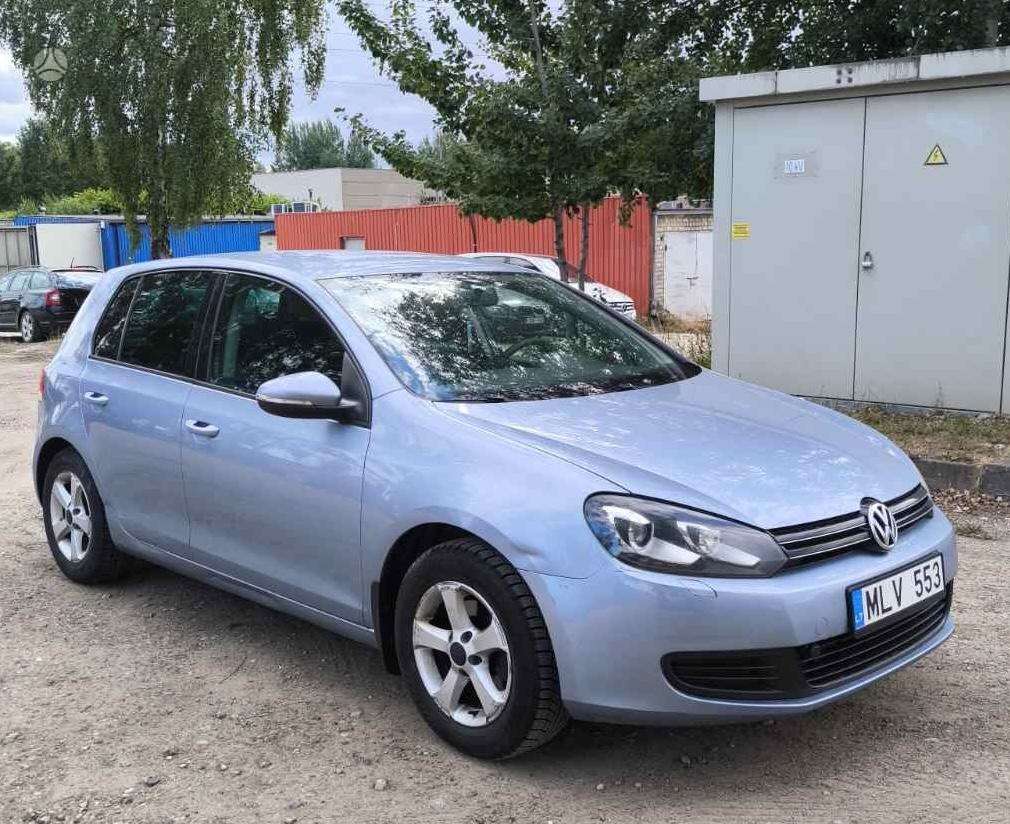 Volkswagen Golf - 2