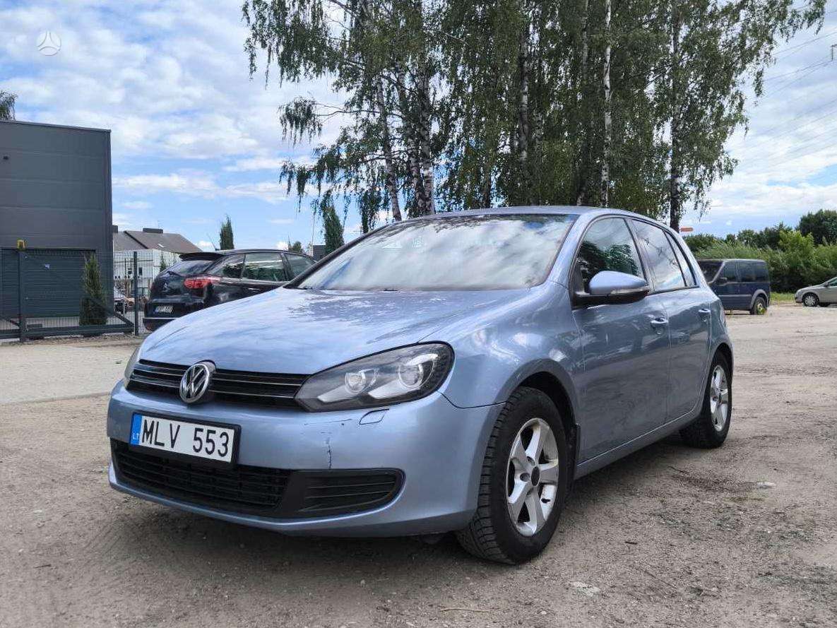 Volkswagen Golf - 3