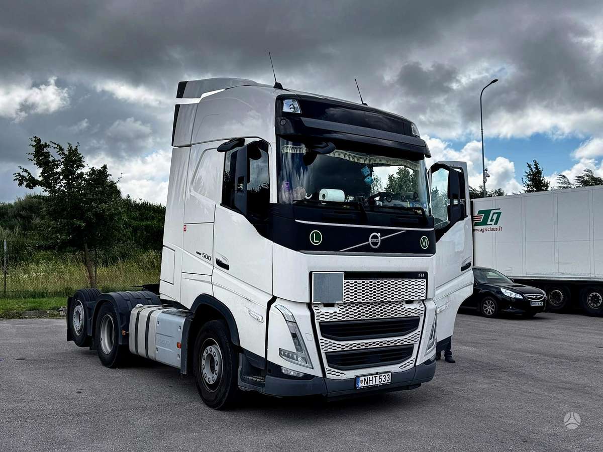 Volvo FH 500, double sleeper