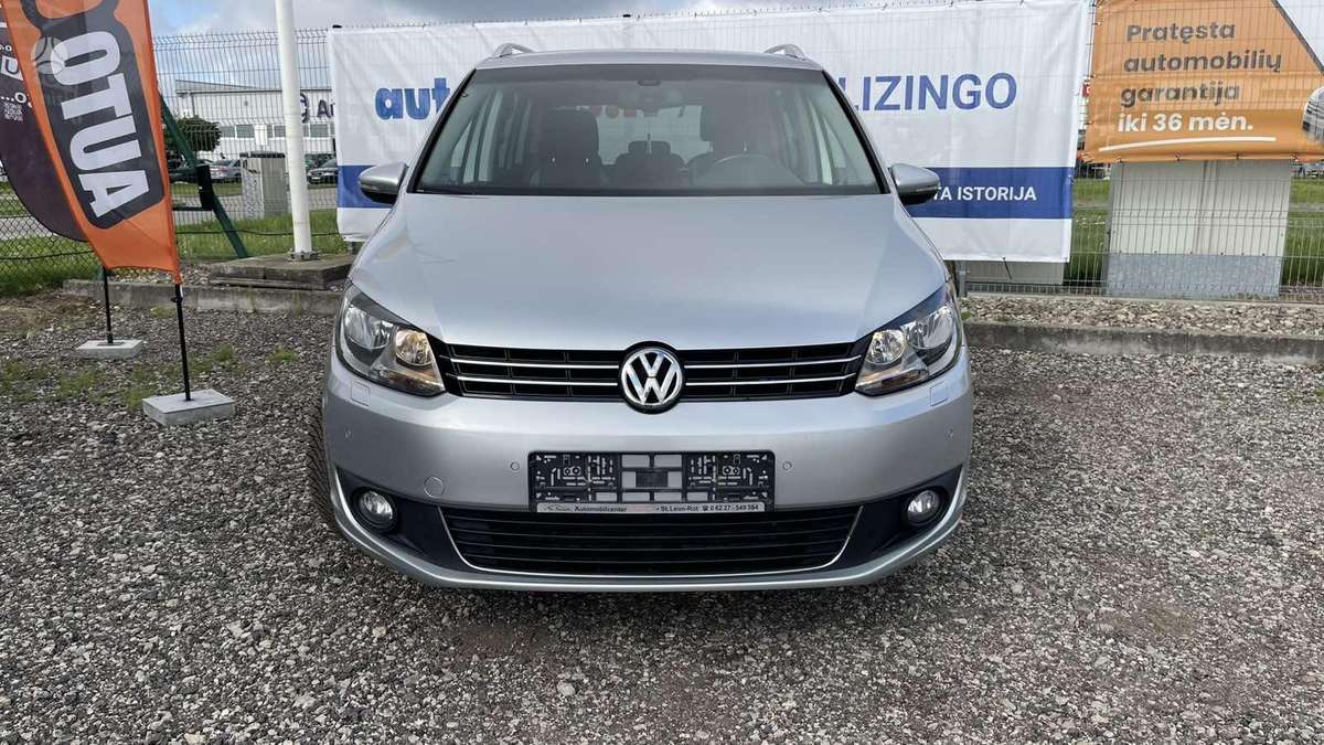 Volkswagen Touran - 5