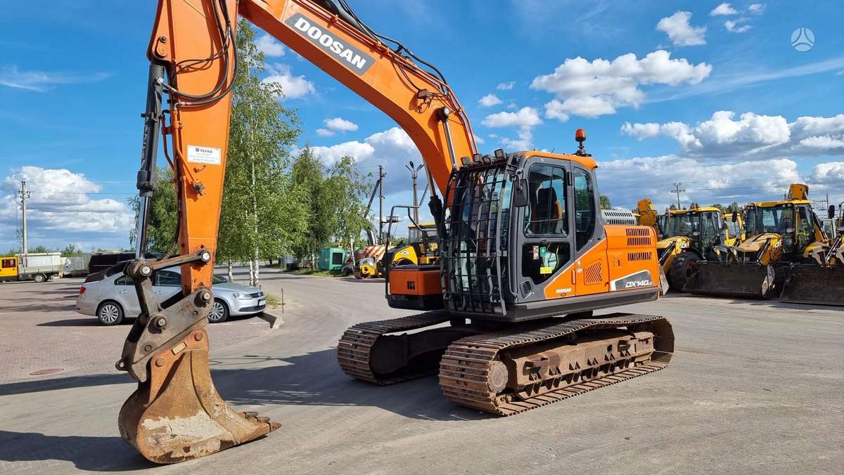 Doosan DX140LC-5, ekskavatoriai