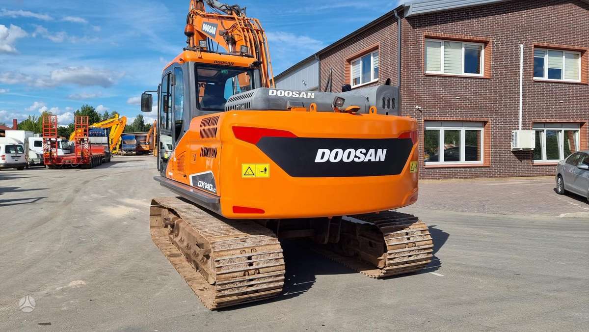 Doosan DX140LC-5, ekskavatoriai