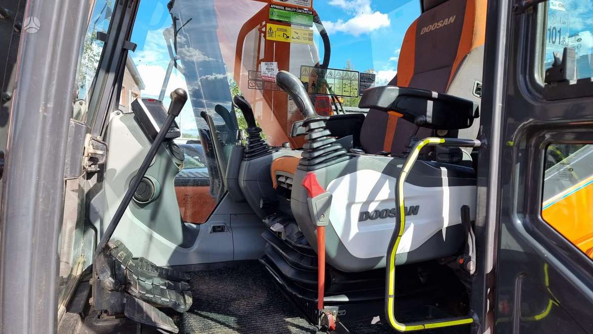 Doosan DX140LC-5, экскаваторы