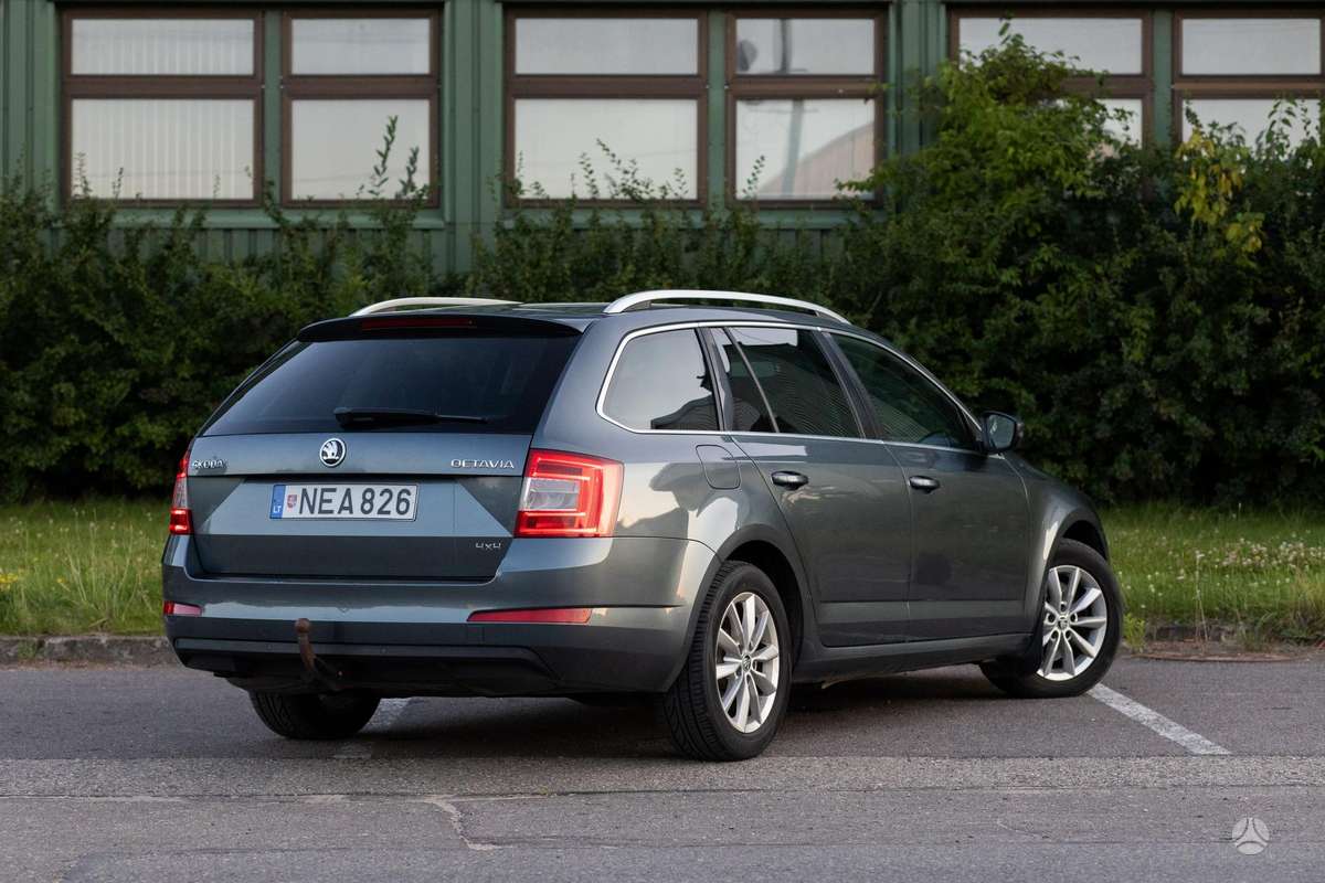 Škoda Octavia - 8