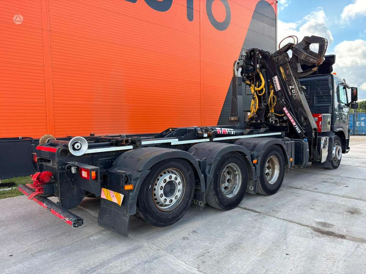Volvo FM 410 8x4*4, с краном