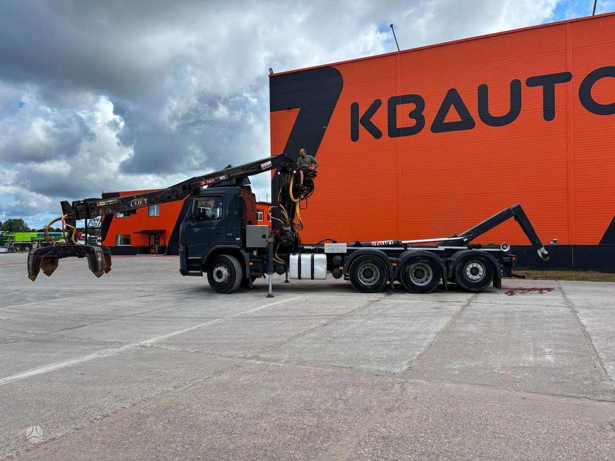 Volvo FM 410 8x4*4, с краном