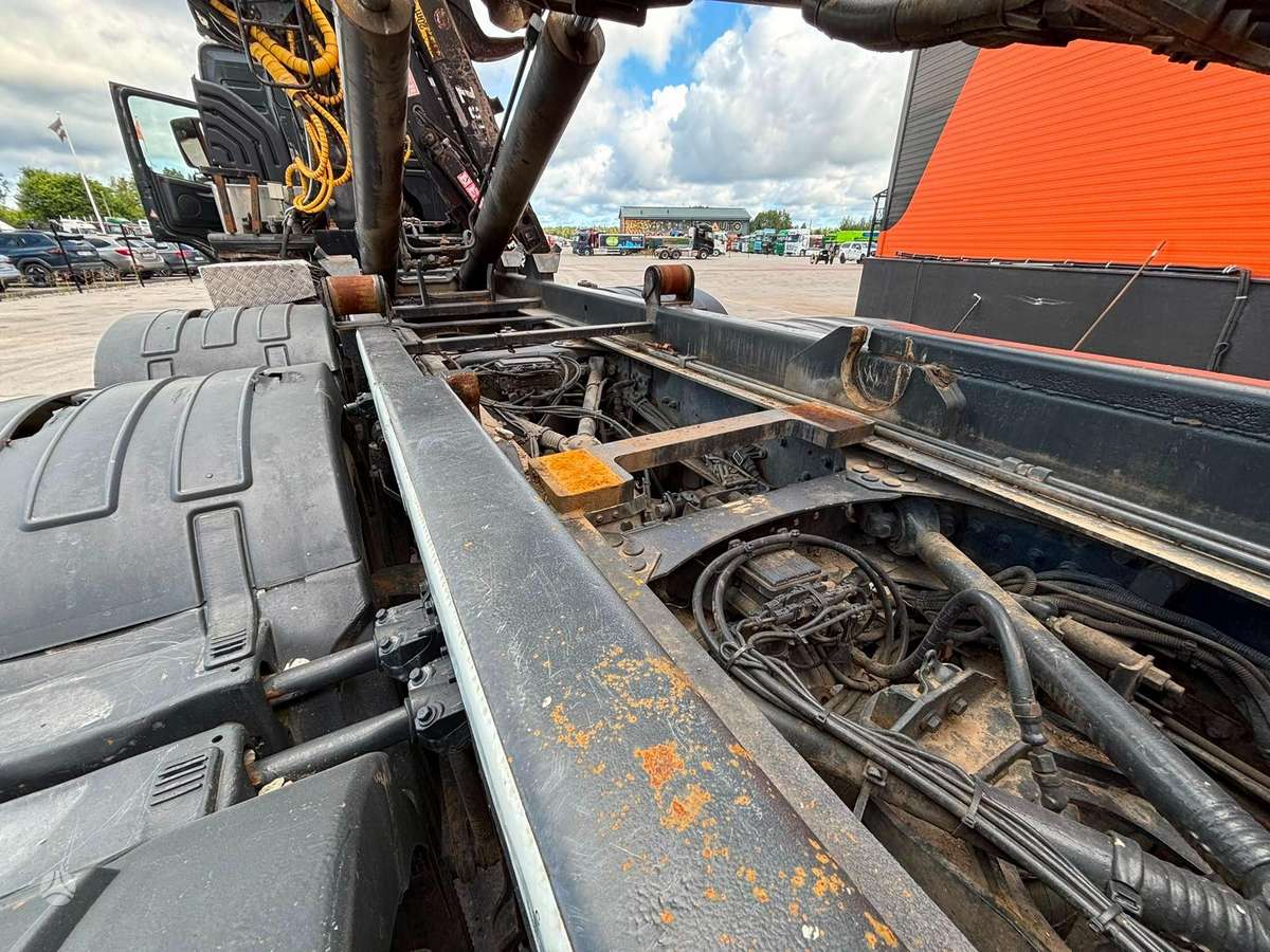 Volvo FM 410 8x4*4, с краном