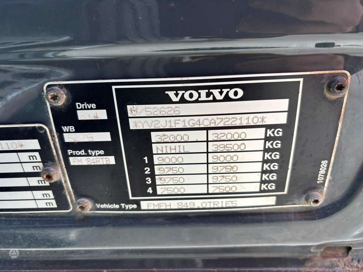 Volvo FM 410 8x4*4, с краном