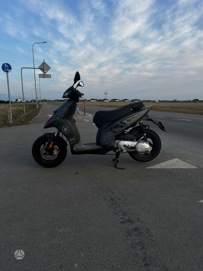 Piaggio Typhoon 49cc, scooters / mopeds