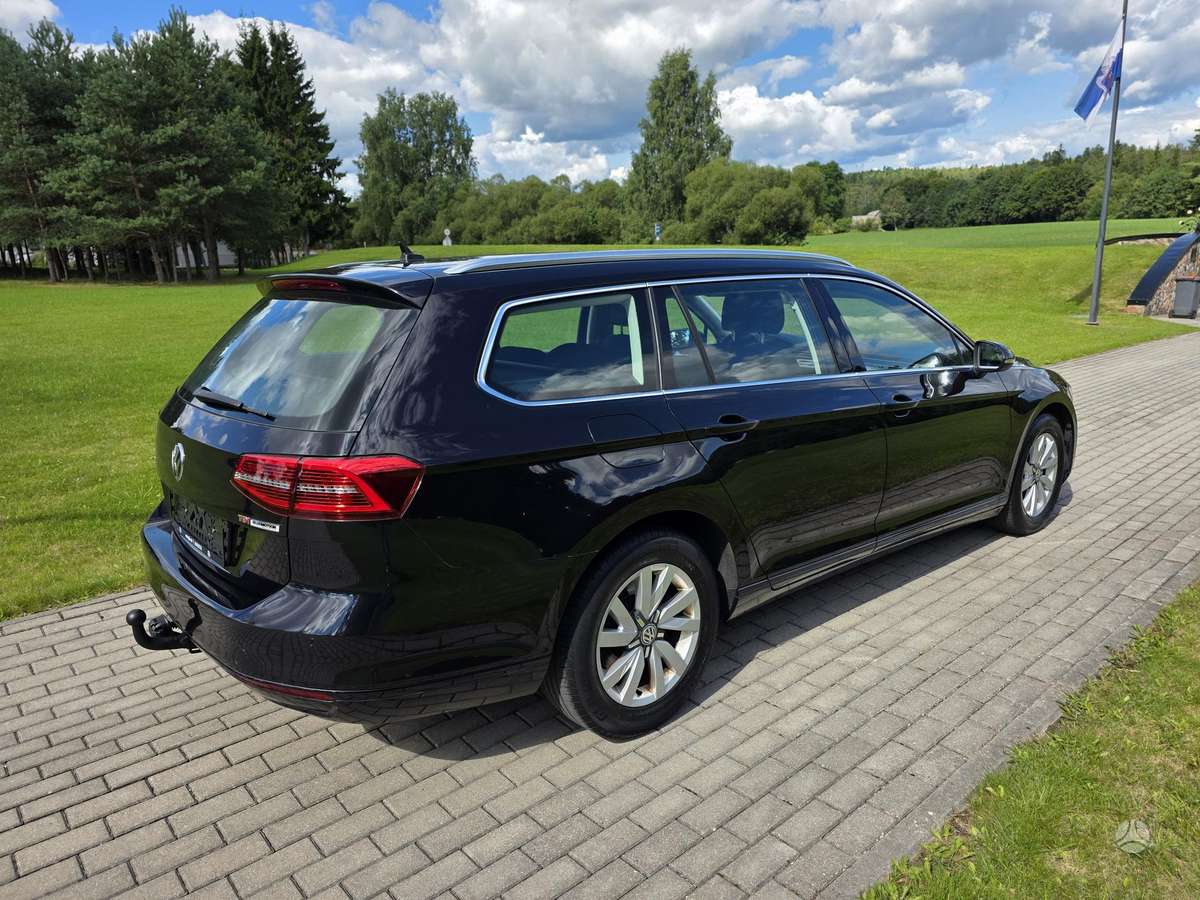 Volkswagen Passat - 9