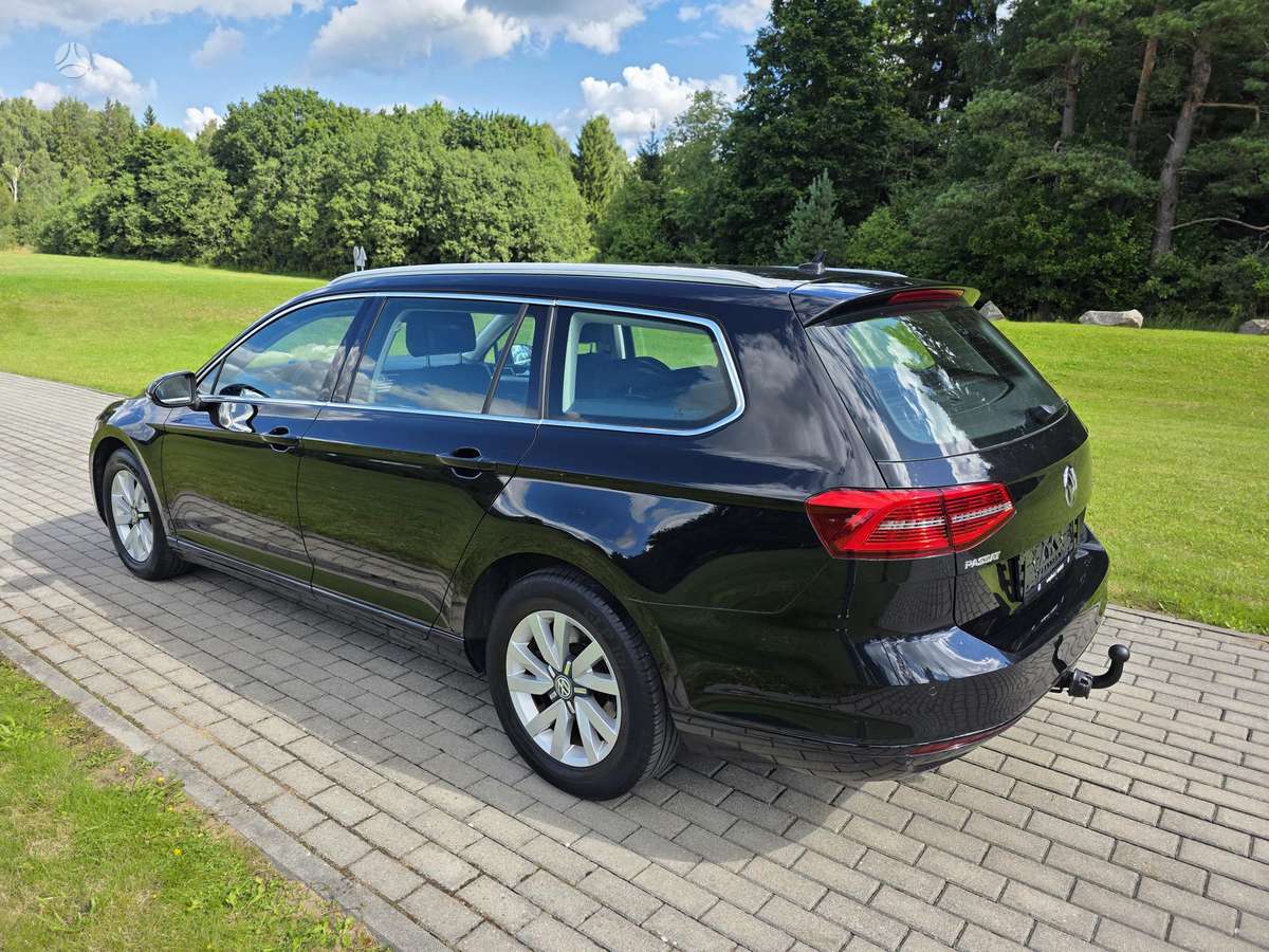 Volkswagen Passat - 10