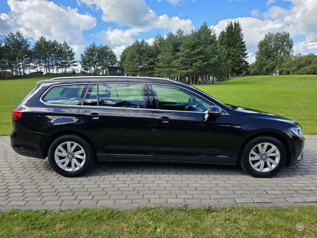 Volkswagen Passat - 12
