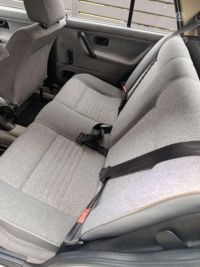 Volkswagen Golf - 5