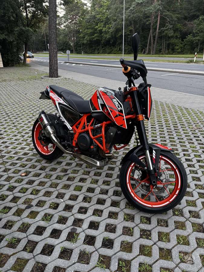 KTM Duke 690cc, street / classic