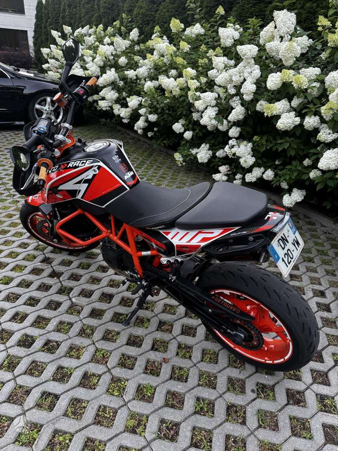 KTM Duke 690cc, street / classic