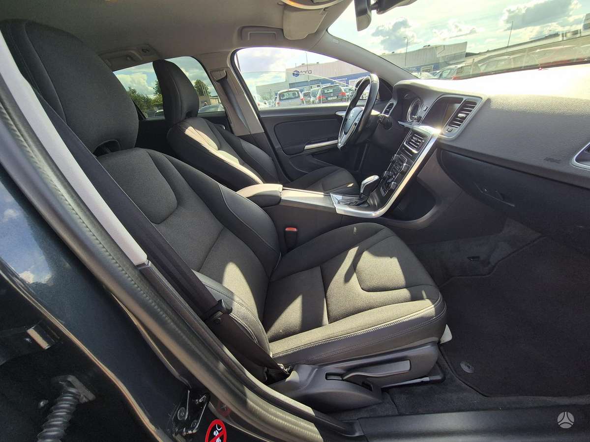 Volvo V60, 1.6 l., Универсал
