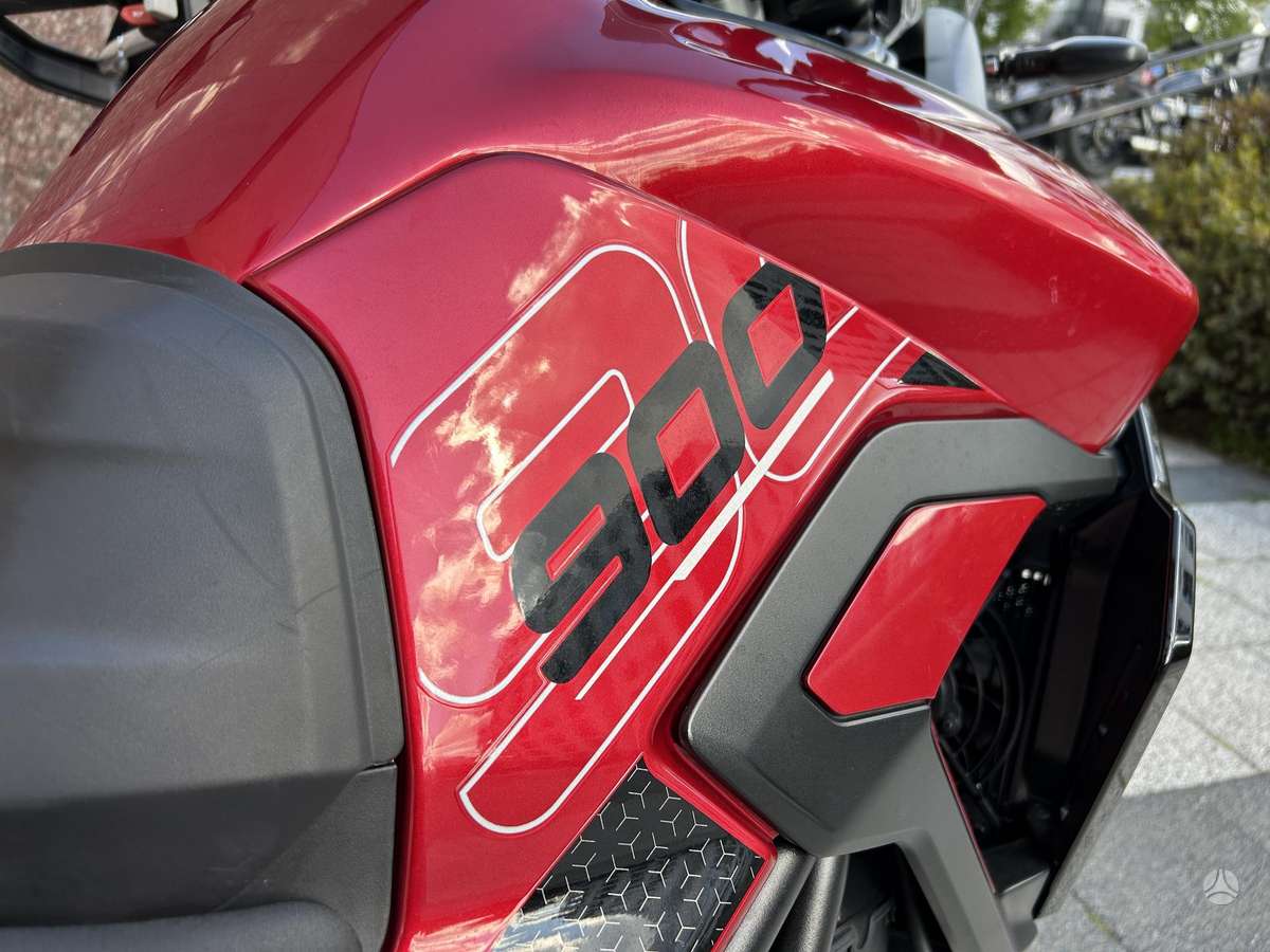 Triumph Tiger 888cc, enduro / adventure